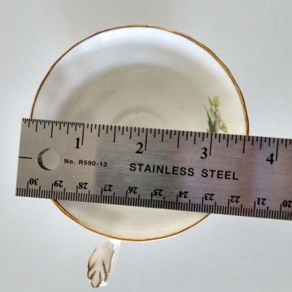 Royal Albert Poinsettia Yuletide Teacup And Saucer, England Bone China Christmas - Picture 12 of 13